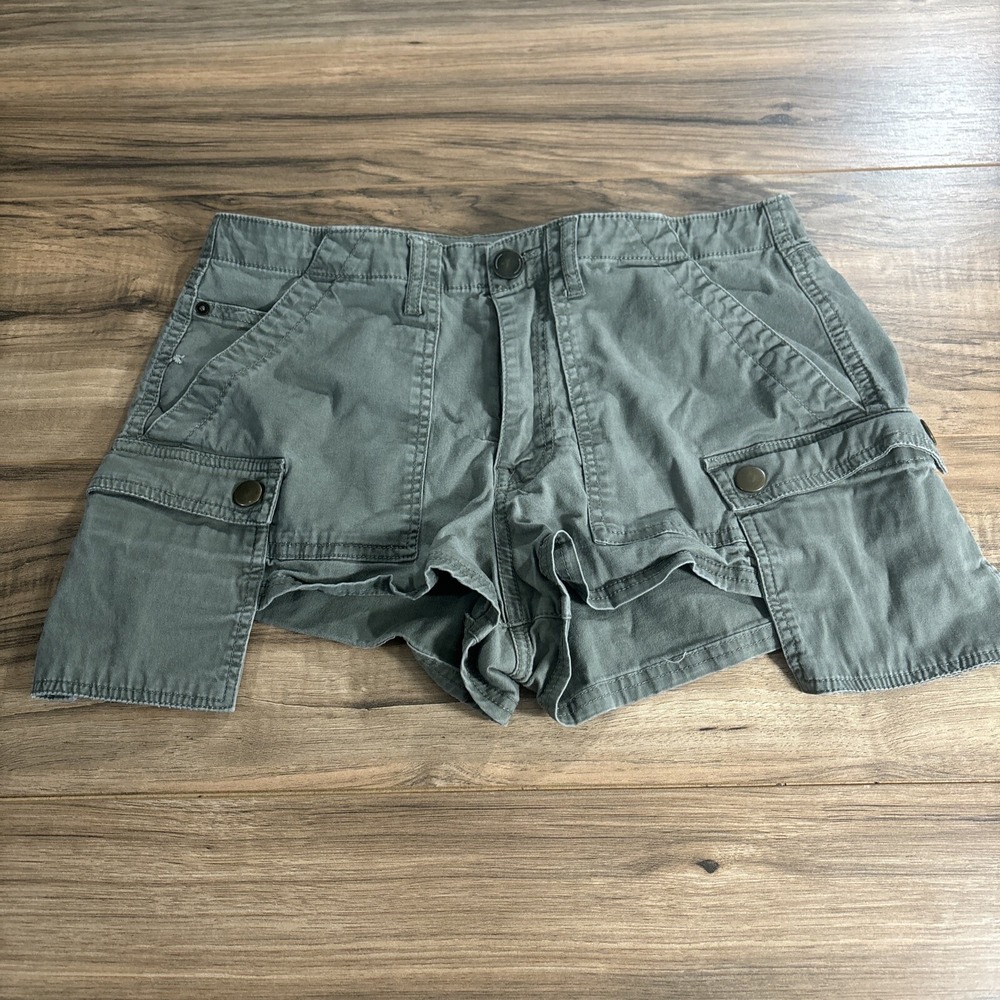 Fashion Nova Women's Olive Green Shorts Size 9